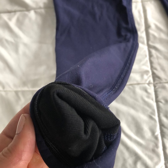 Under Armour Cold Gear Running Leggings LIKE NEW - Picture 3 of 5